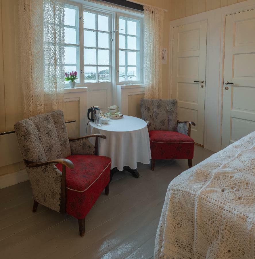 Guest house Arctic Garden Lodingen